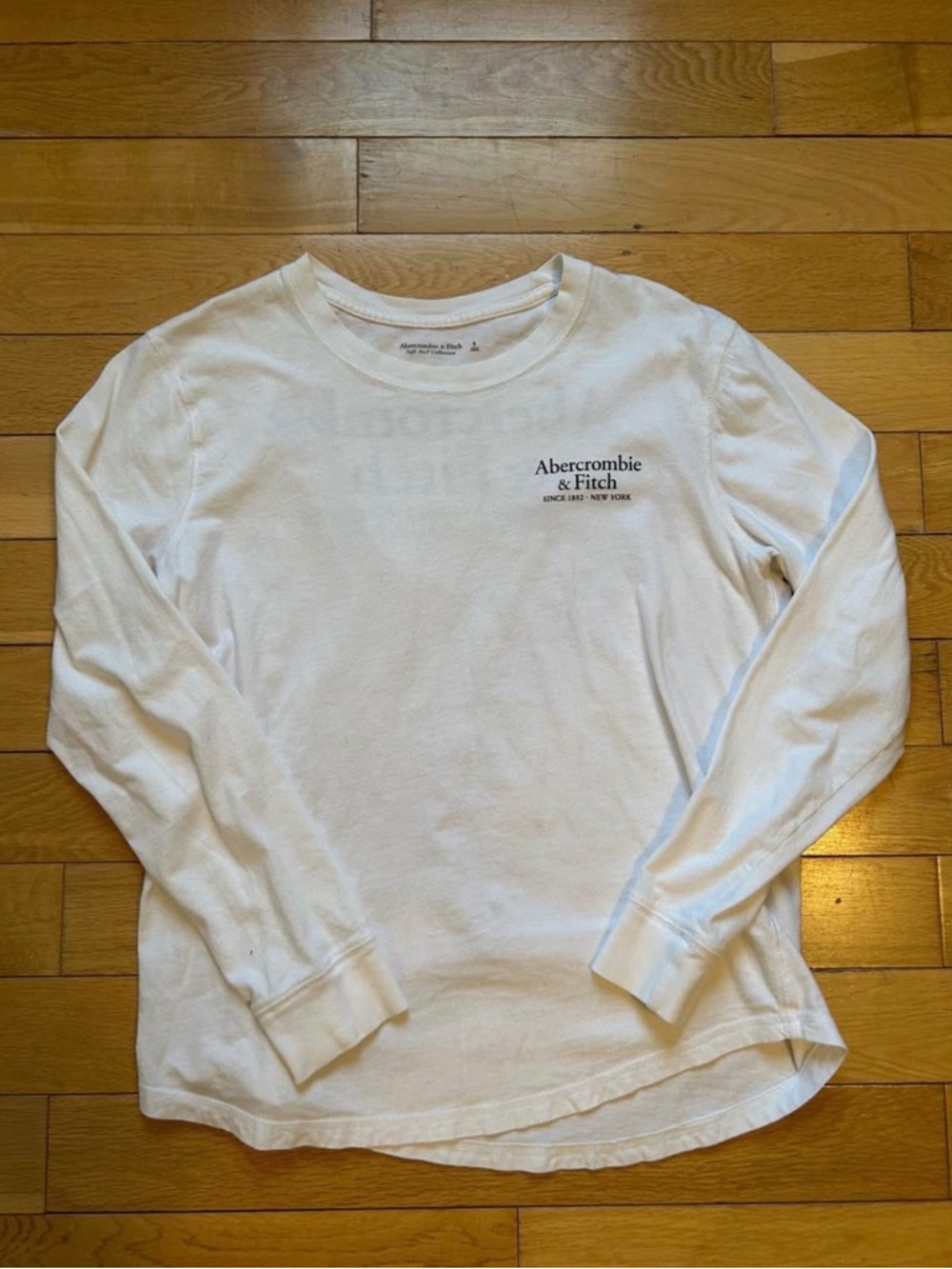 Abercrombie & Fitch White Long-Sleeve Crew Shirt